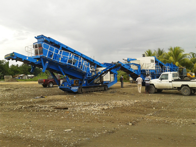 Two crawler mobile crushers in Solomon